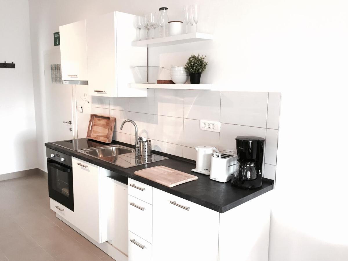 Apartmani Zivaljic Трогир Экстерьер фото